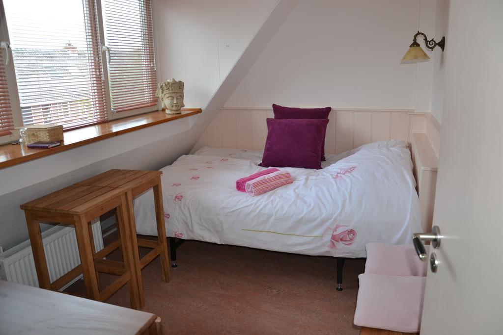 B&B Macbed Checkin-Time 1700-1800 Or Request Before You Book Alkmaar Dış mekan fotoğraf
